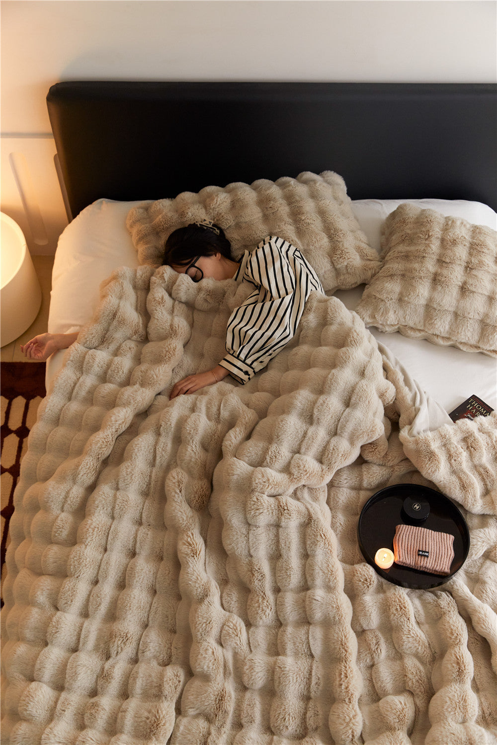 Premium Rabbit Velvet Blanket - Soft, Warm & Thick Polyester Throw